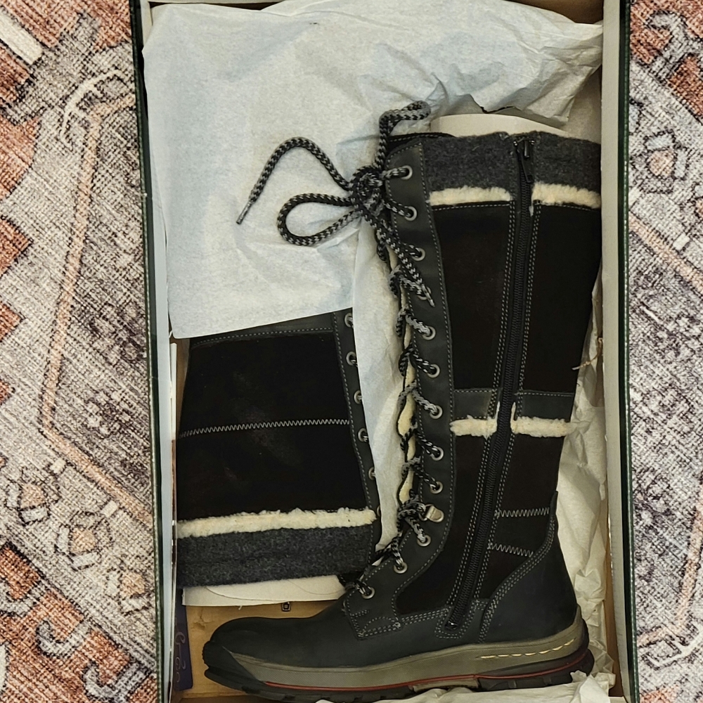 Size 6 (37) Bos & Co. BRAND NEW boots